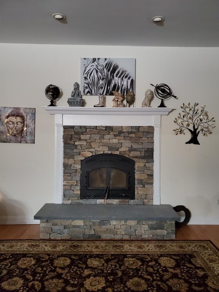 Rebuilt stone firebox face w/hearth